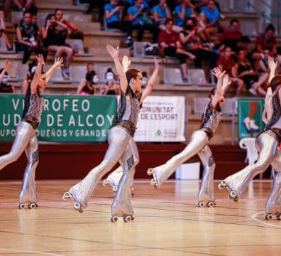 Clases de Patinaje para niños en Zaragoza - C. N. Helios