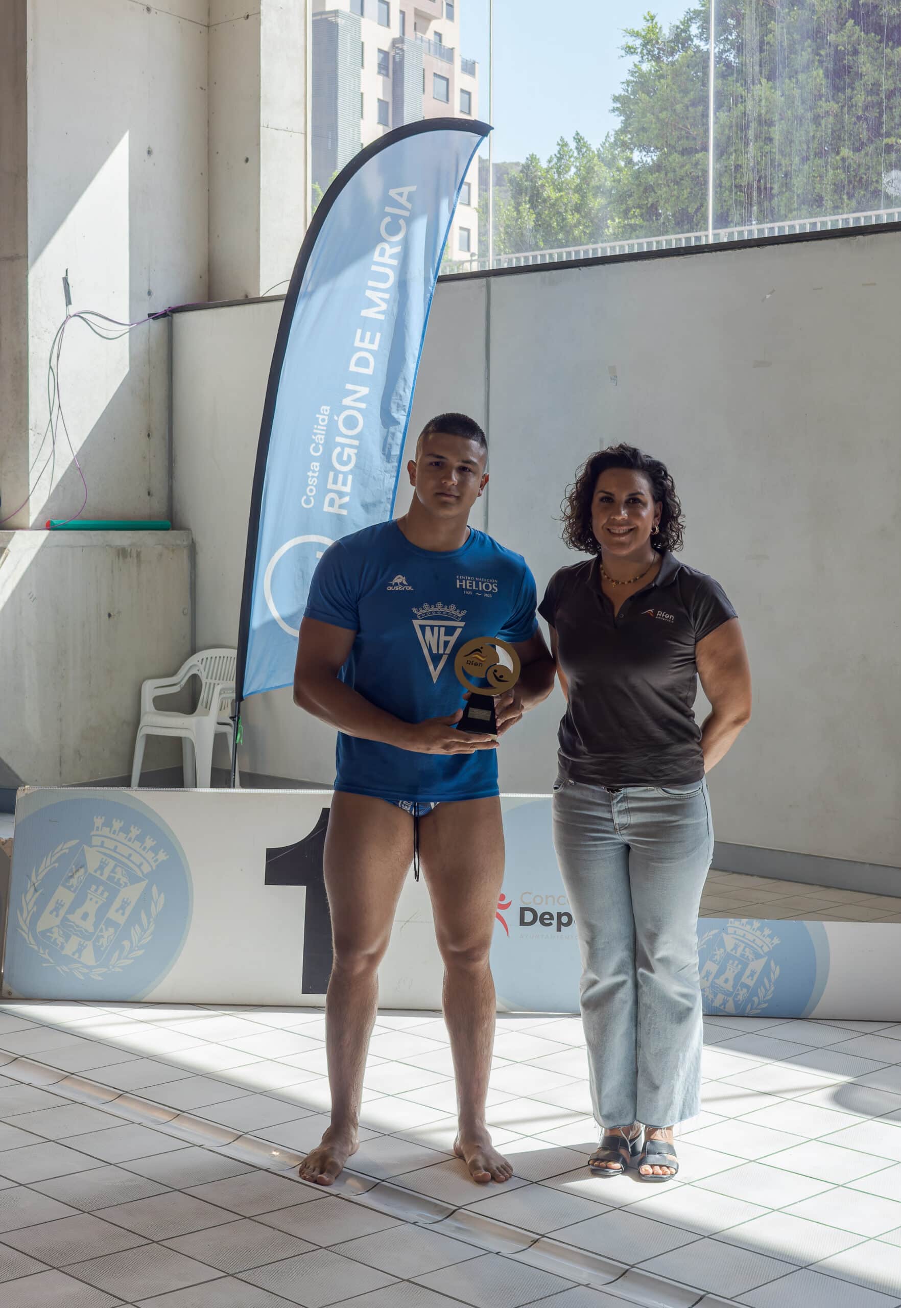 CAMPEONATO JUVENIL WATERPOLO 25 premiacion-3